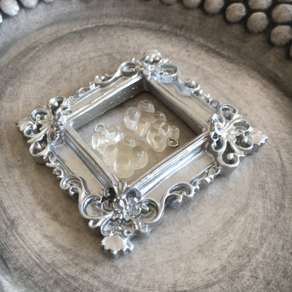 Godisnallar Berlocker 21x7mm Resin Transparent, 2st