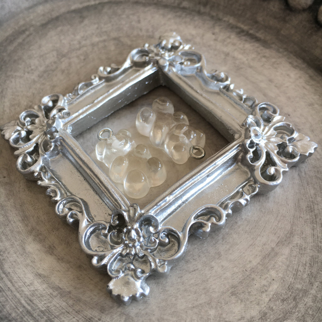 Godisnallar Berlocker 21x7mm Resin Transparent, 2st