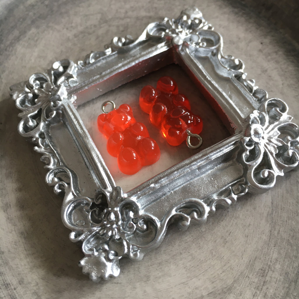 Godisnallar Berlocker 21x7mm Resin Röd, 2st