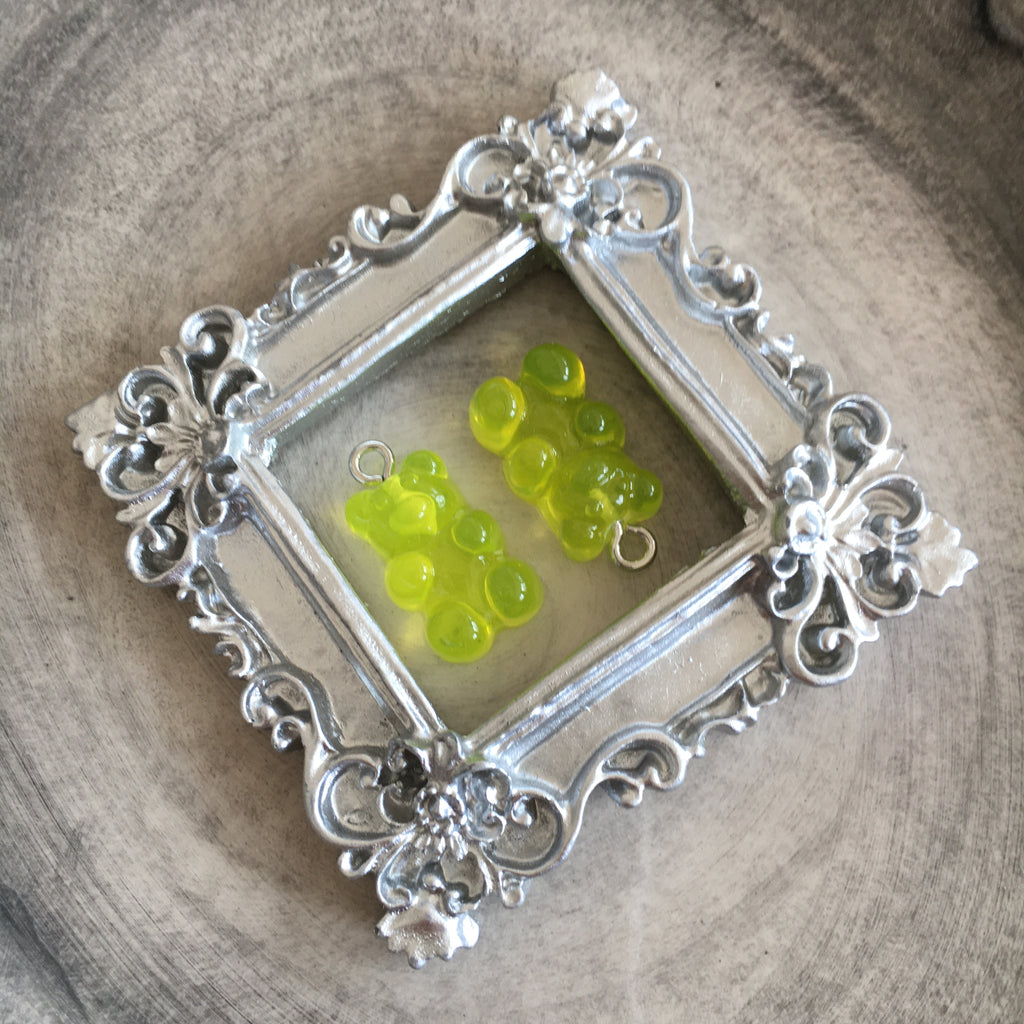 Godisnallar Berlocker 21x7mm Resin Limegrön, 2st