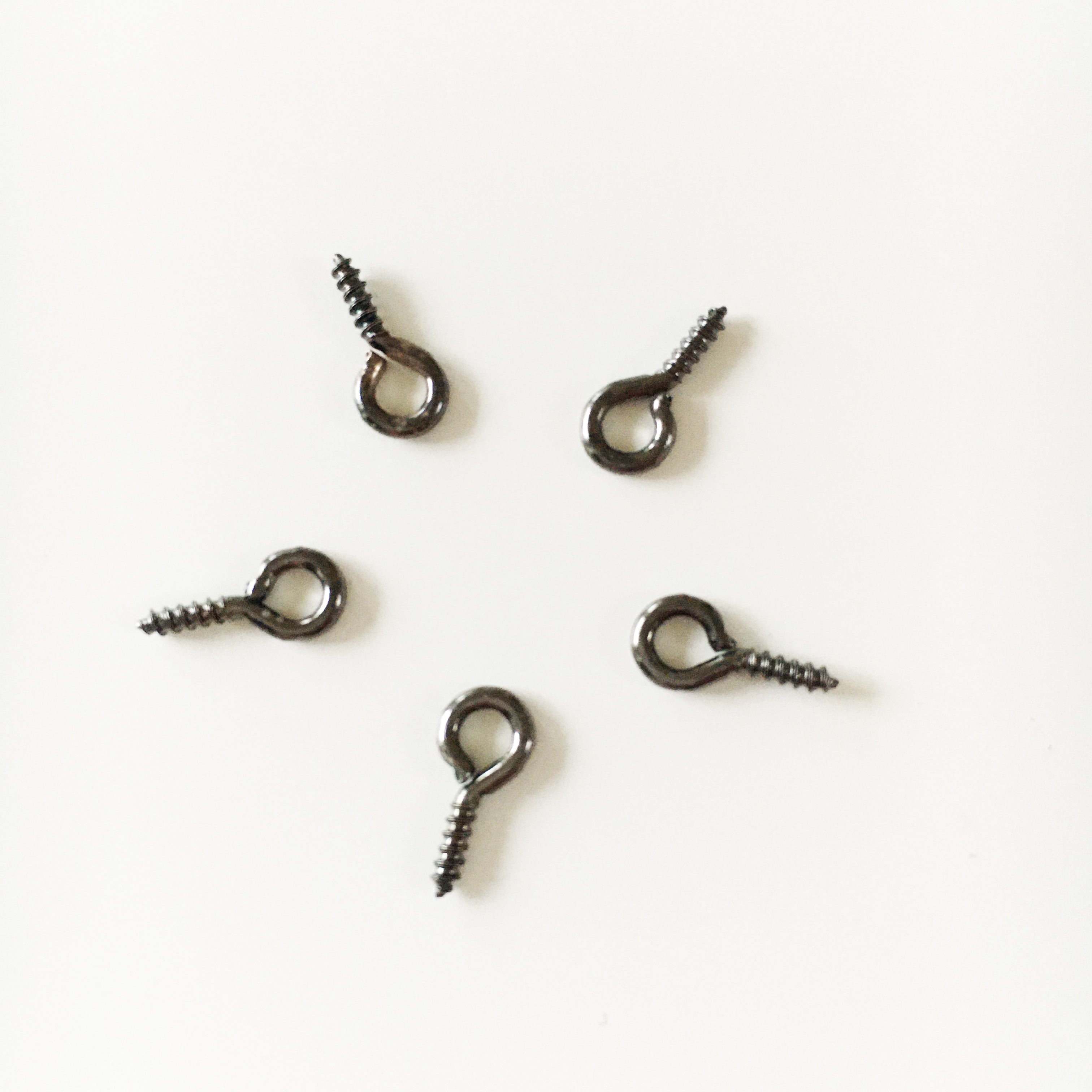 Skruvöglor i Järn 10X5mm Gunmetal, 15-pack
