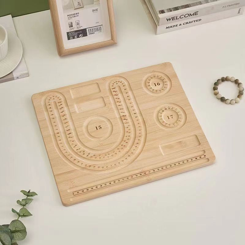Designbräda i Bambu för smyckesdesign med pärlor 28x35x1cm, 1st