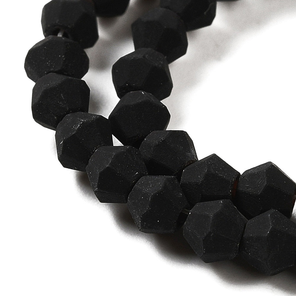 Frostade Facetterade Svarta Glaspärlor 4,5mm biconformade, 1 sträng (ca 30cm)