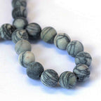 Frostade Svart Silke Netstone 6mm Naturliga Ädelstenar, 1 sträng (ca 36cm)