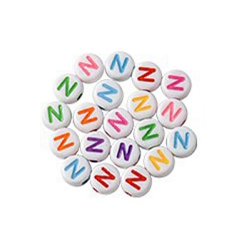Bokstavspärlor A-Z Vita 7x4mm med Färglada tryck och horisontellt hål, säljes per bokstav i 20-pack