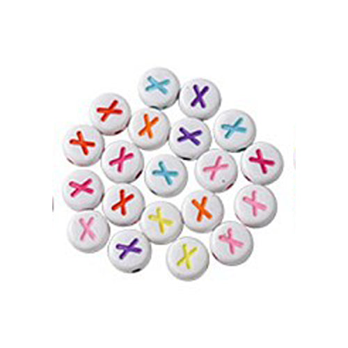 Bokstavspärlor A-Z Vita 7x4mm med Färglada tryck och horisontellt hål, säljes per bokstav i 20-pack