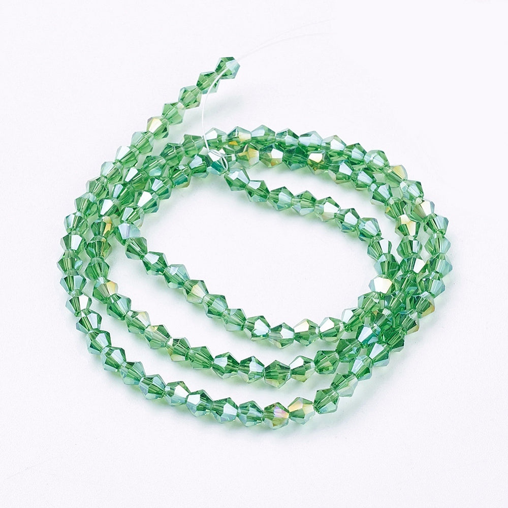 Glaspärlor facetterade biconepärlor AB Limegrön 4 mm, 1 Sträng (ca 28cm)