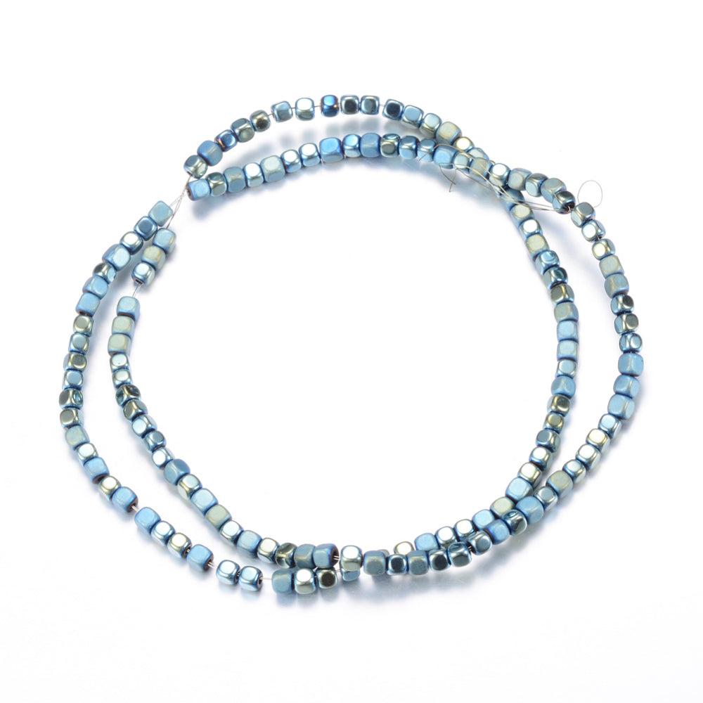 Hematit pärlor kuber pläterade gröna 3 mm, 1 sträng (ca 38 cm)