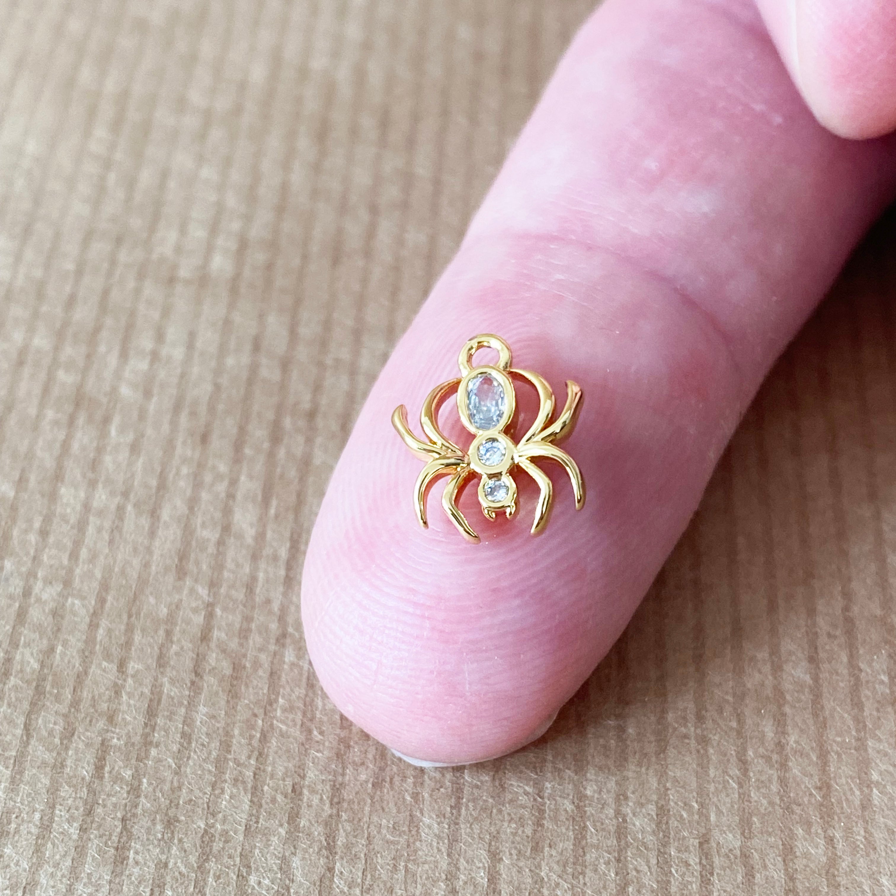 Berlock Spindel i mässing med Cubic Zirconia och 18K guldpläterad, 1 st