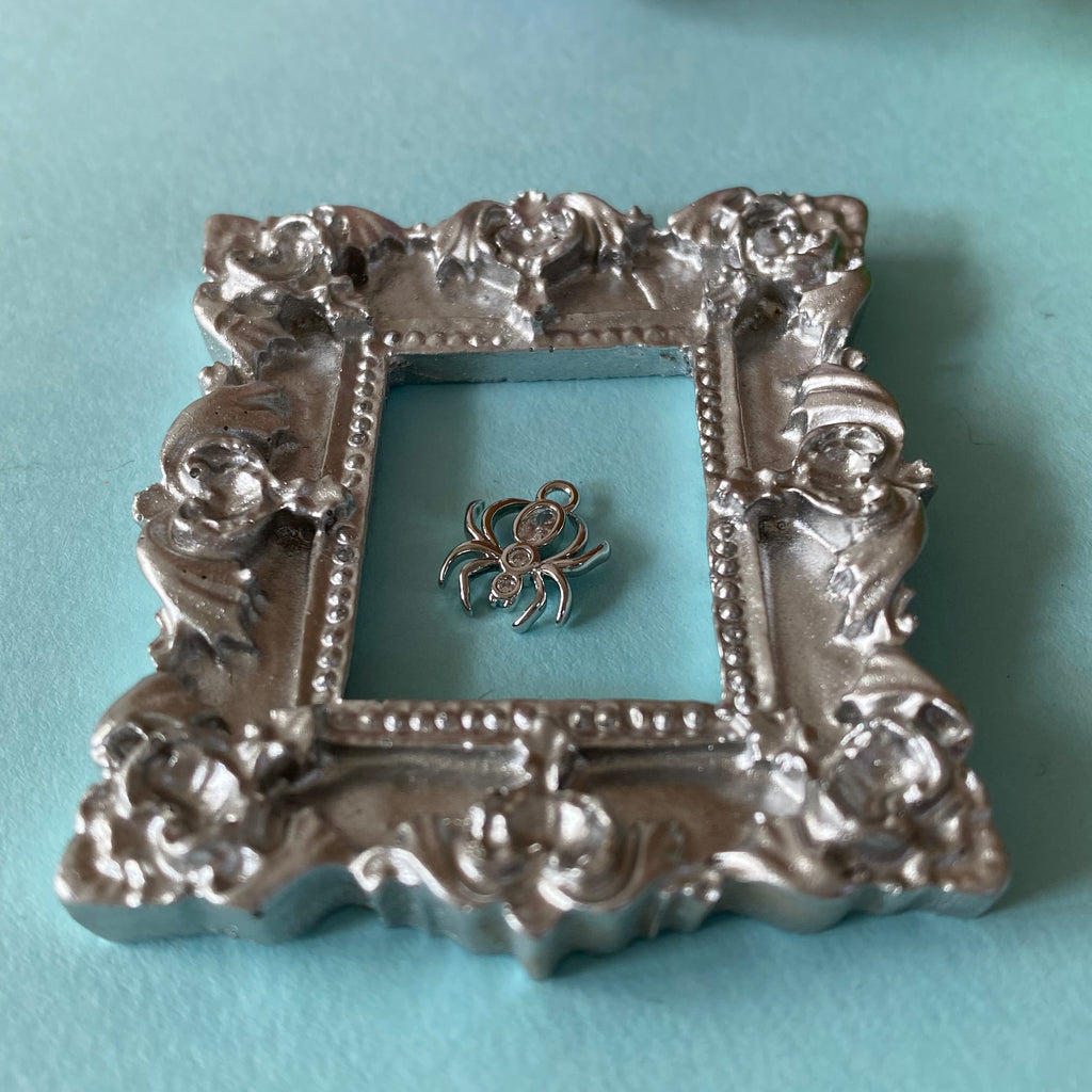 Berlock Spindel i mässing med Cubic Zirconia och Äkta Platinapläterad, 1 st