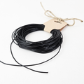 Vaxad flätad smyckestråd 0,8 mm Svart, 8 meter