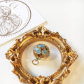 Berlock Hänge 16K Guldpläterad Rund Blå emalj med Smiley-gubbe 15x13x13mm, 1st