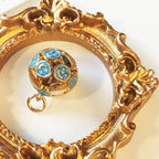 Berlock Hänge 16K Guldpläterad Rund Blå emalj med Smiley-gubbe 15x13x13mm, 1st
