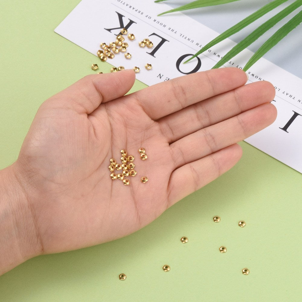 Pärlhattar 4mm i mässing Gyllene, 50-pack