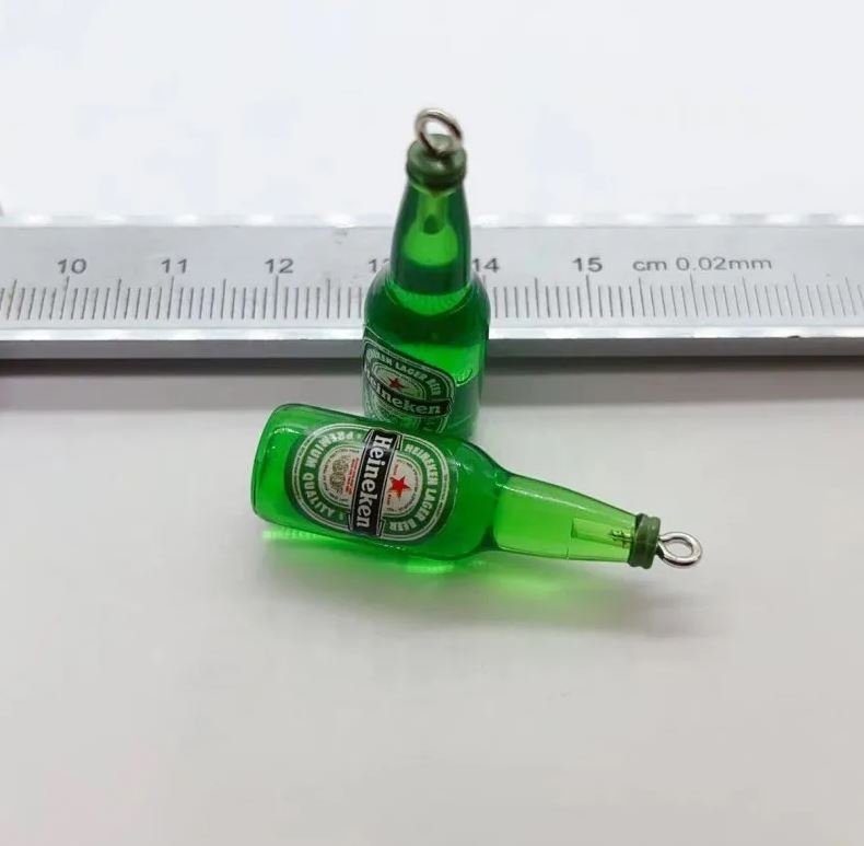 Ölflaska Heineken Berlock Resin Grön 11x39mm, 2st